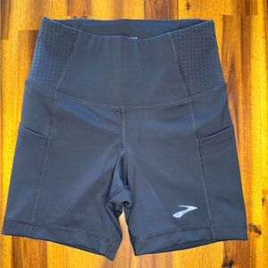 NWOT Brooks Running Black Bike Biker Shorts Size XS